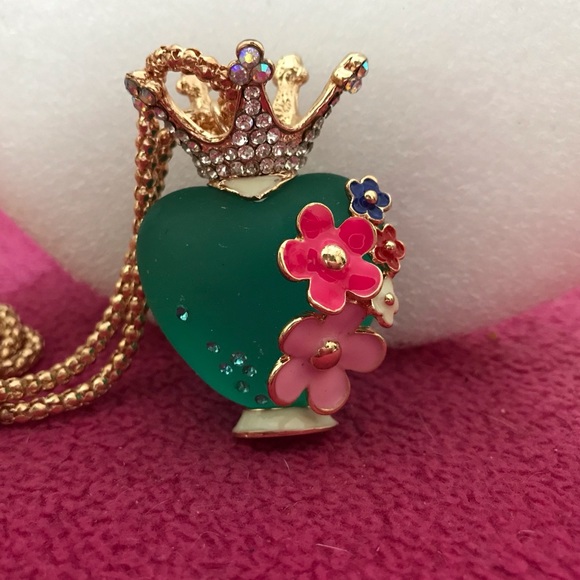 Betsey Johnson Teal Heart Necklace - Picture 2 of 6